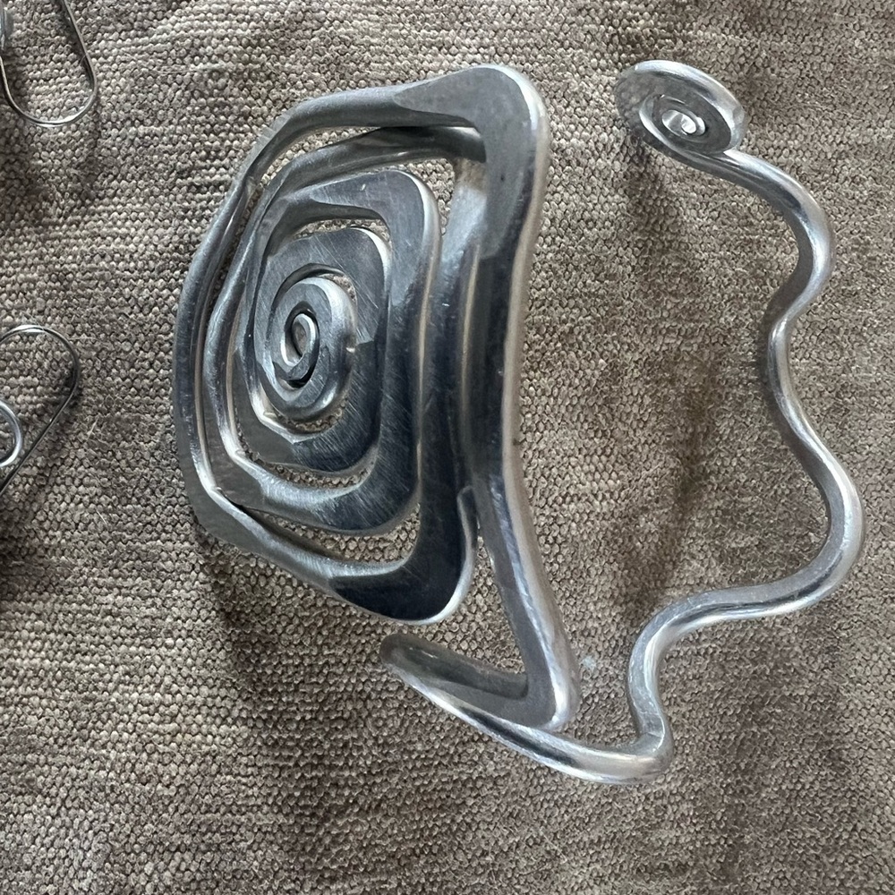 Artisan Aluminum (Bendable) Jewelry Set - Picture 2 of 3